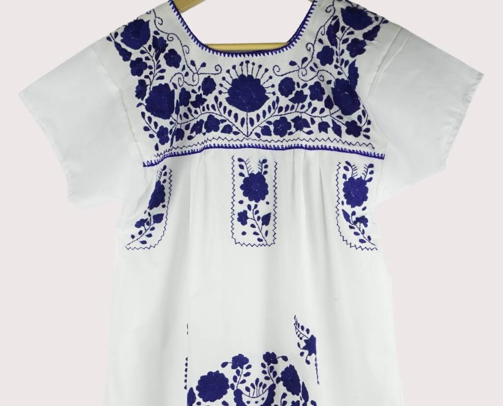 Vestido mexicano bordado a colores blanco, Hola, espero que…